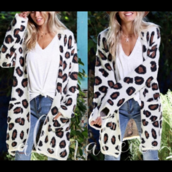 Wanna B Sweaters - 🌟Best in Boutique🌟Leopard Print Cardigan